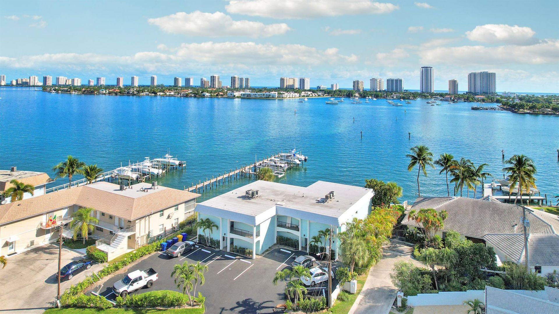 360 Wilma Circle, Riviera Beach, FL 33404 Photo