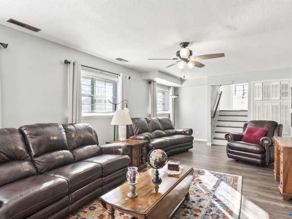 1201 Elm Circle, Albertville, AL 35950