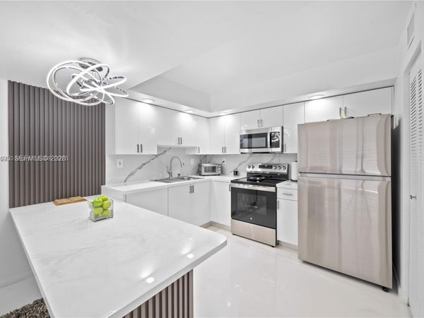 8810 SW 132nd Pl, Unit 101DN, Miami, FL 33186