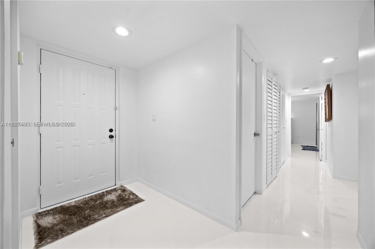 8810 SW 132nd Pl, Unit 101DN, Miami, FL 33186 Photo