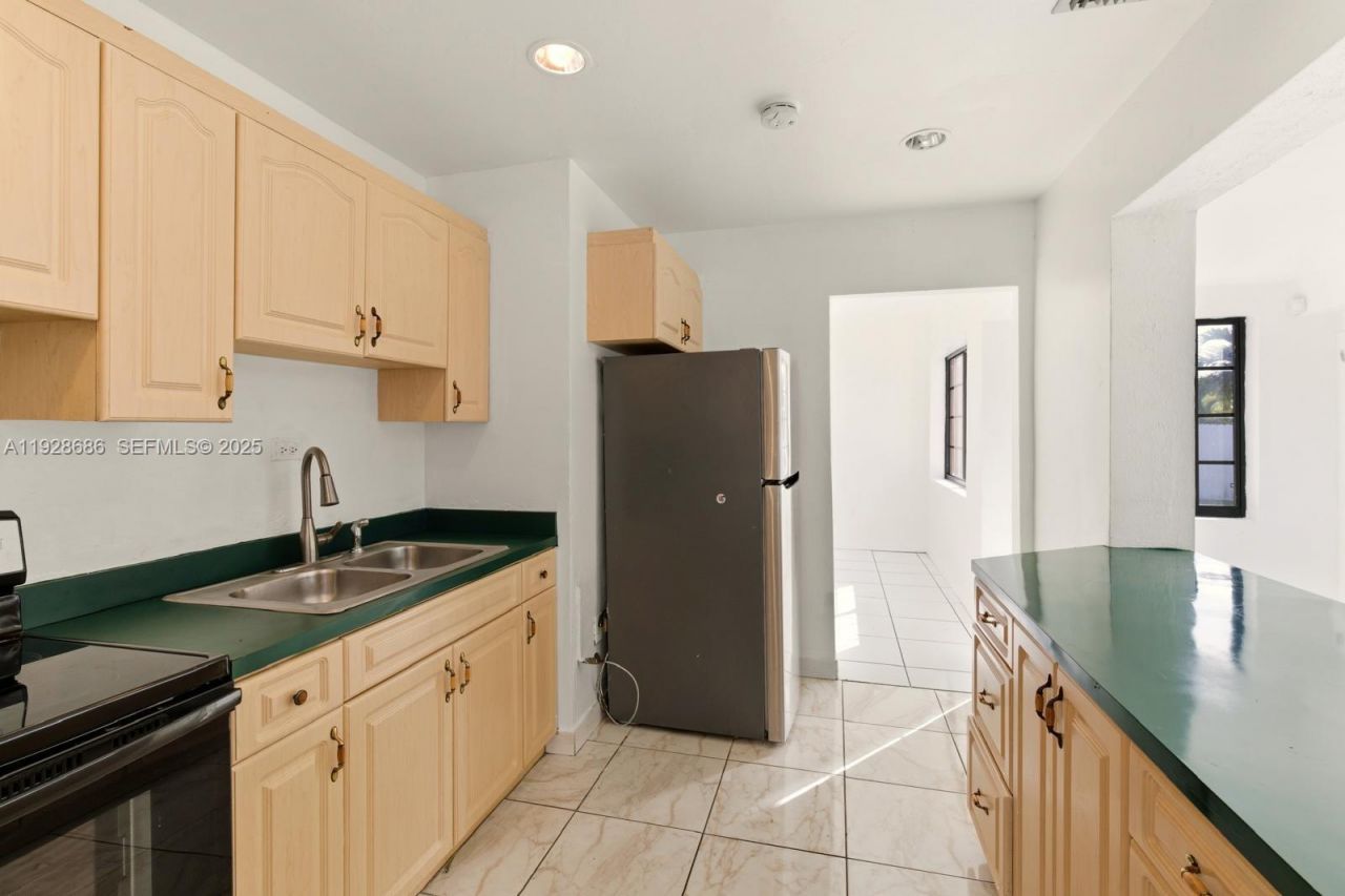 18141 NW 4th Ave, Miami Gardens, FL 33169 Photo