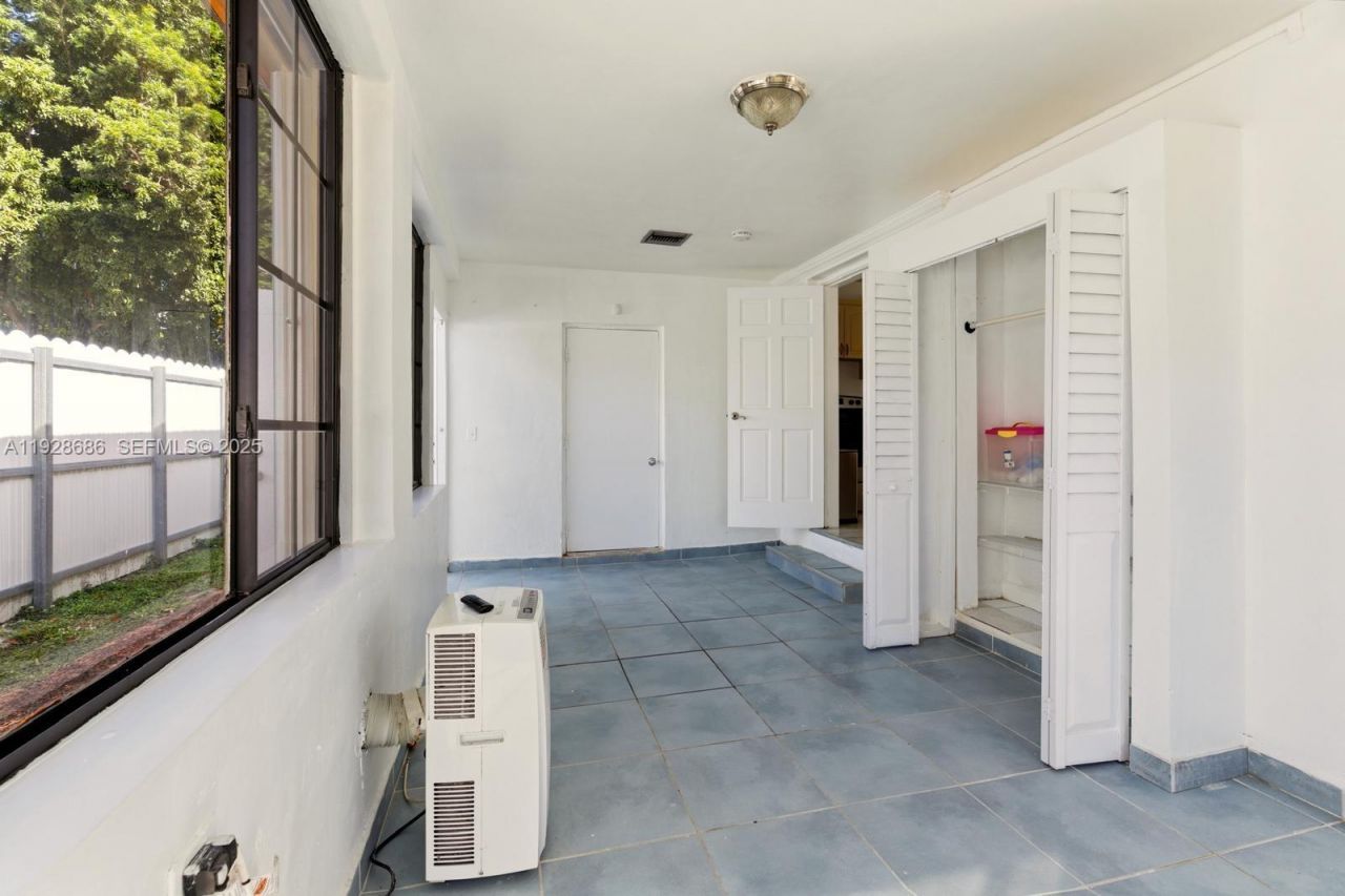 18141 NW 4th Ave, Miami Gardens, FL 33169 Photo