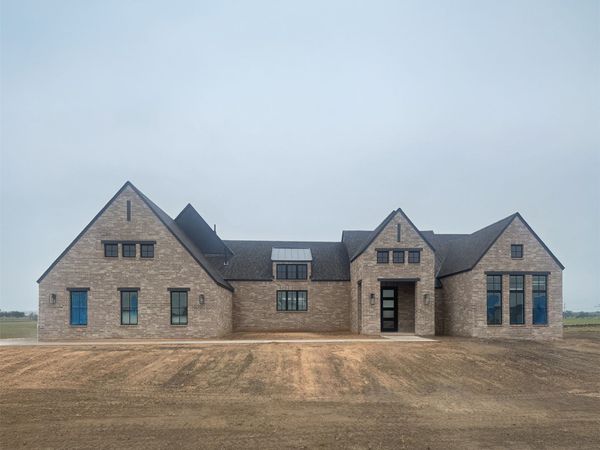 201 E 165th Place S, Glenpool, OK 74033