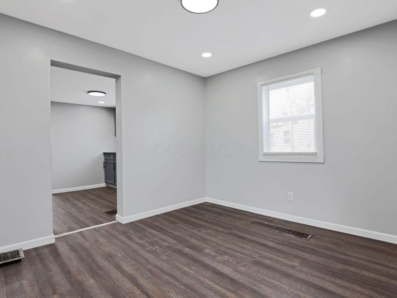 509 Helen Street, Columbus, OH 43223 Photo 14