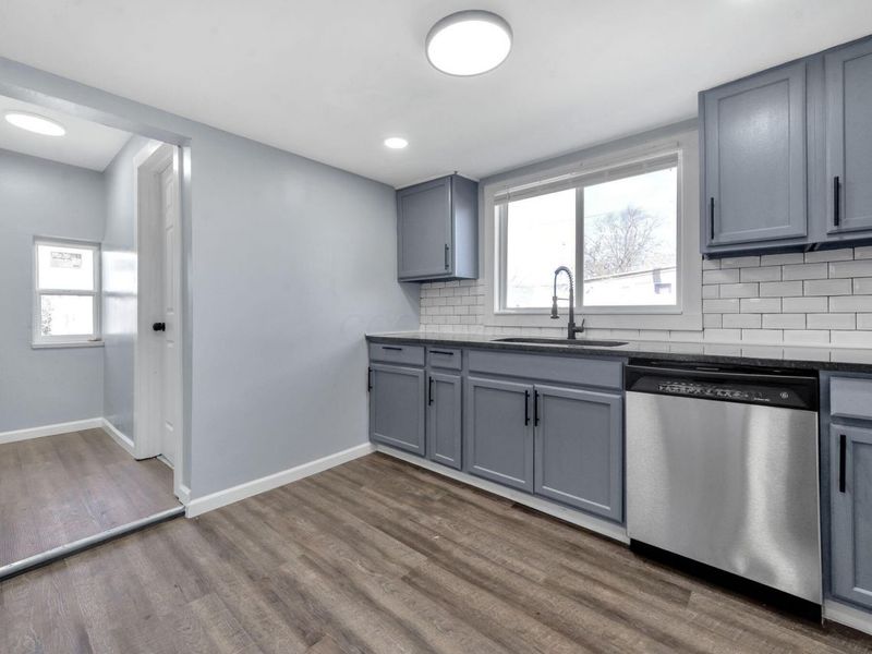 509 Helen Street, Columbus, OH 43223 Photo 16
