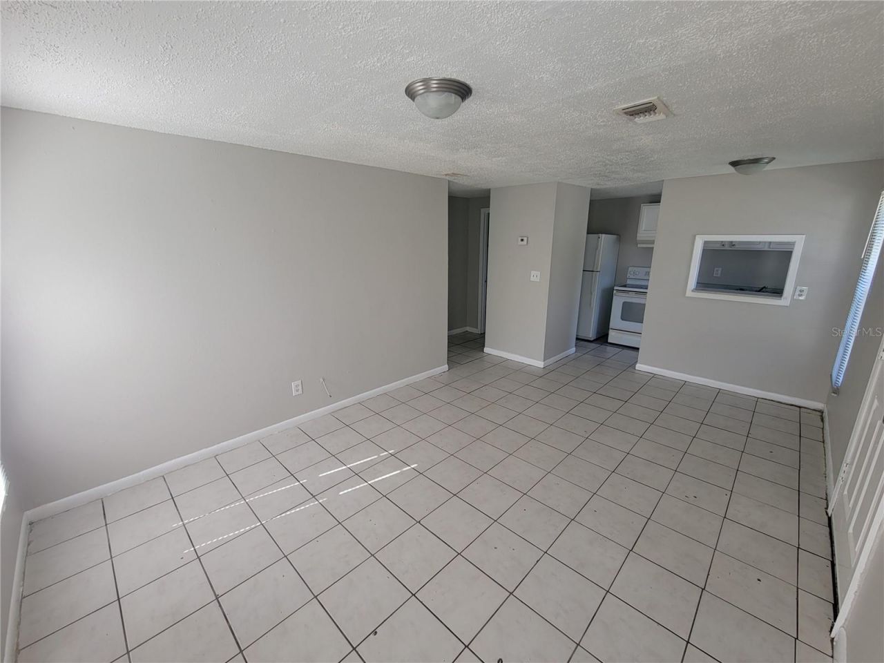 1517 E 142nd Avenue, Tampa, FL 33613 Photo