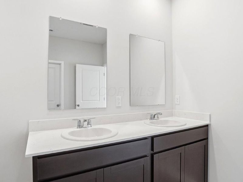 146 Brookside Drive, Jeffersonville, OH 43128 Photo 20