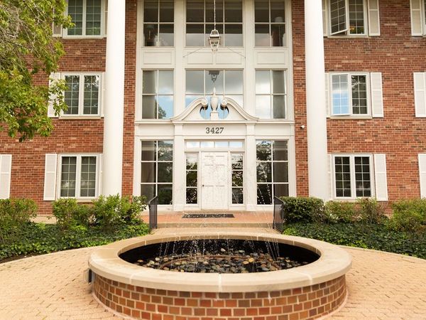 3427 VOLLMER Road, Unit 209, Flossmoor, IL 60422