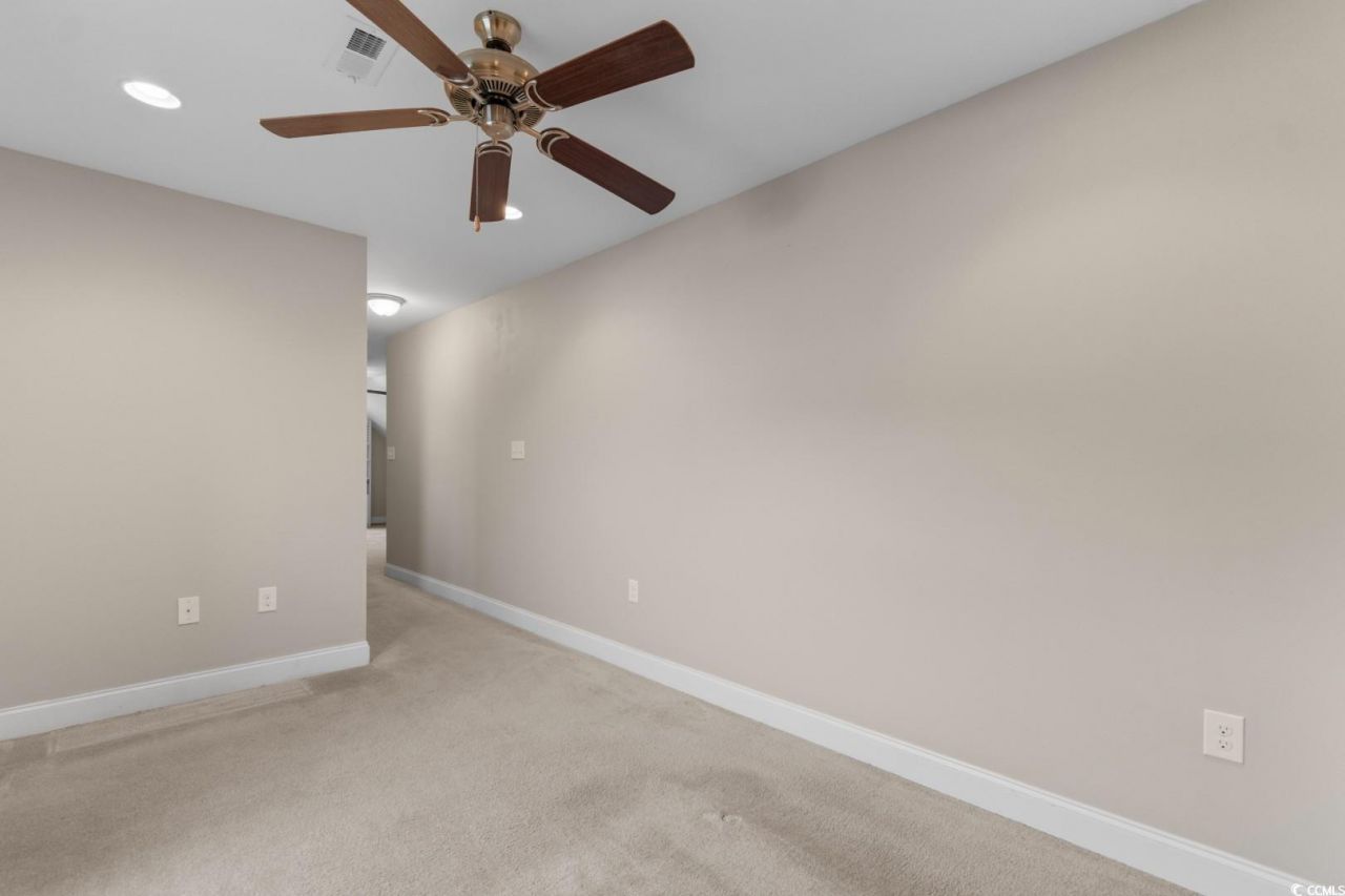 221 Avery Dr. Photo 20