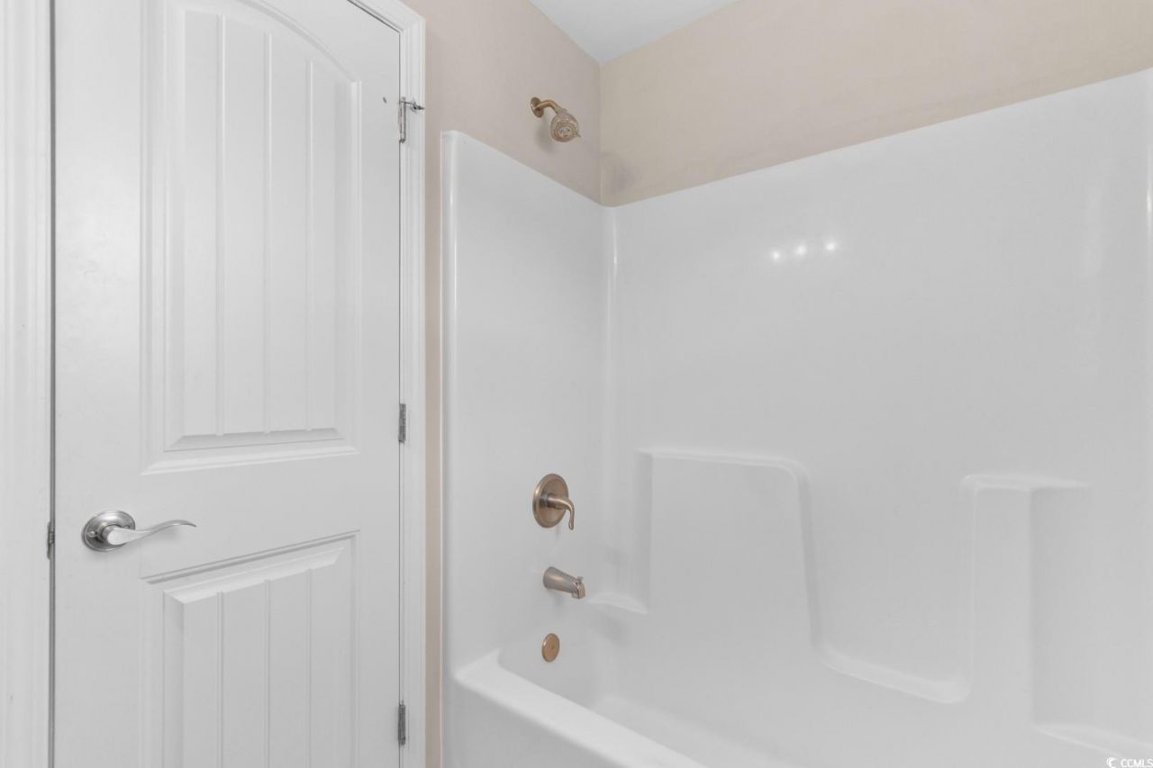 221 Avery Dr. Photo 22