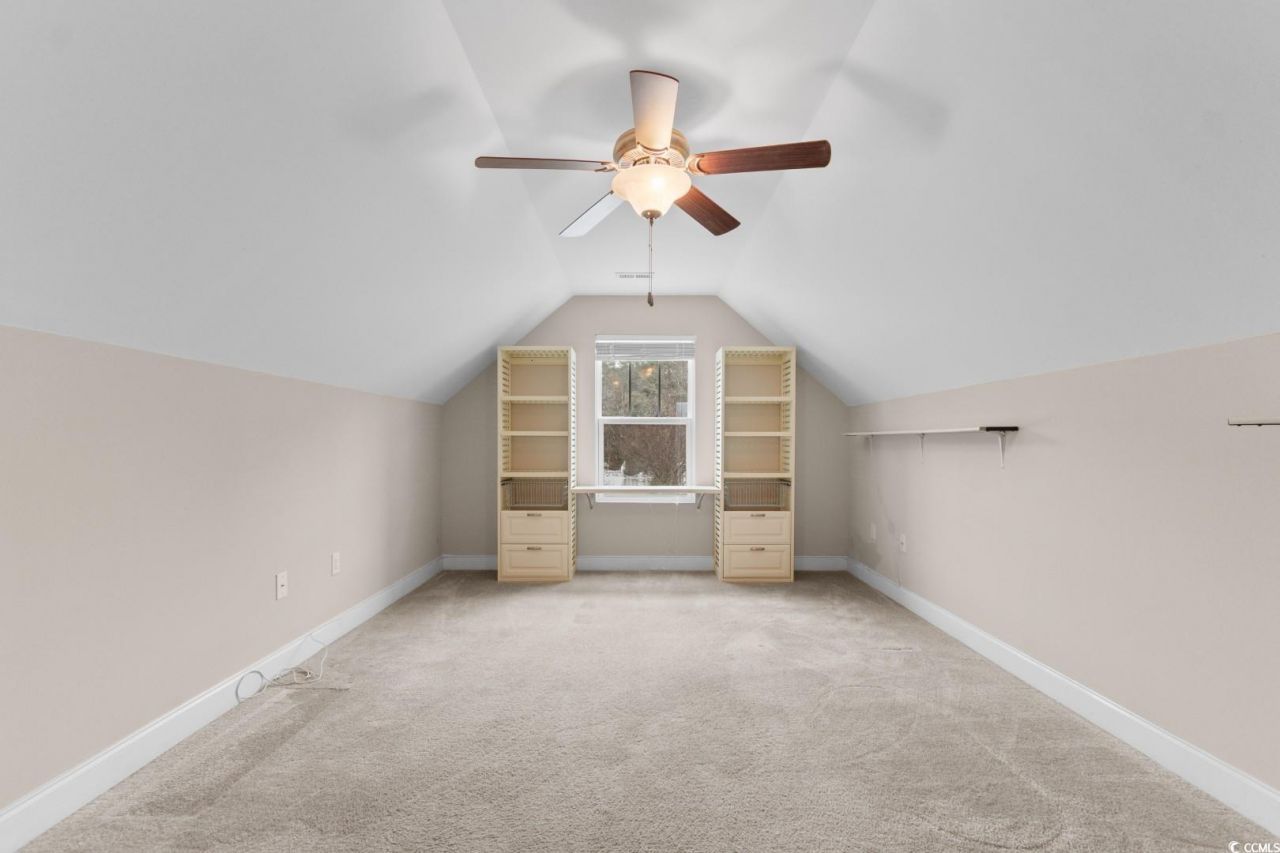 221 Avery Dr. Photo 23