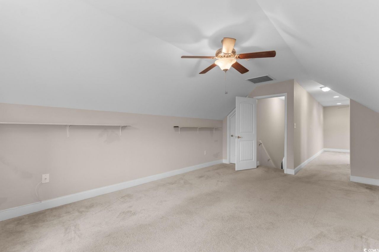 221 Avery Dr. Photo 24