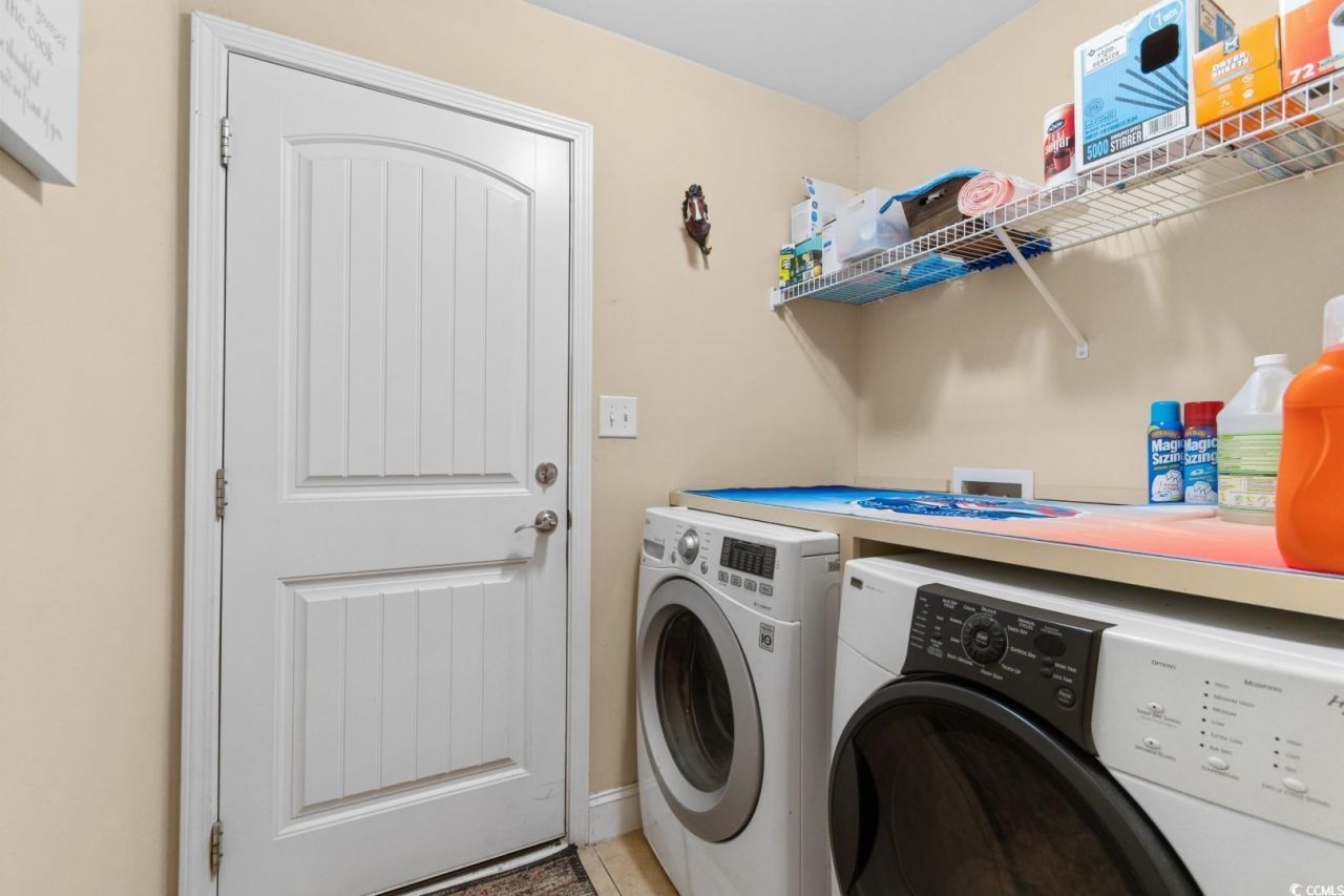 221 Avery Dr. Photo 25