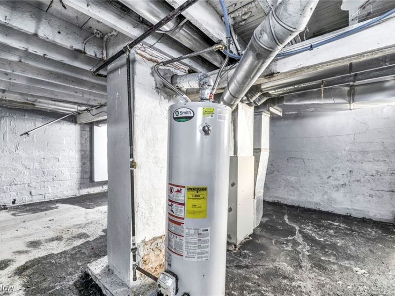 14208 Jenne Avenue, Cleveland, OH 44110 Photo 32