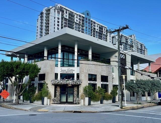 1800 Bay Rd Ste #101, Miami Beach, FL 33139 Photo