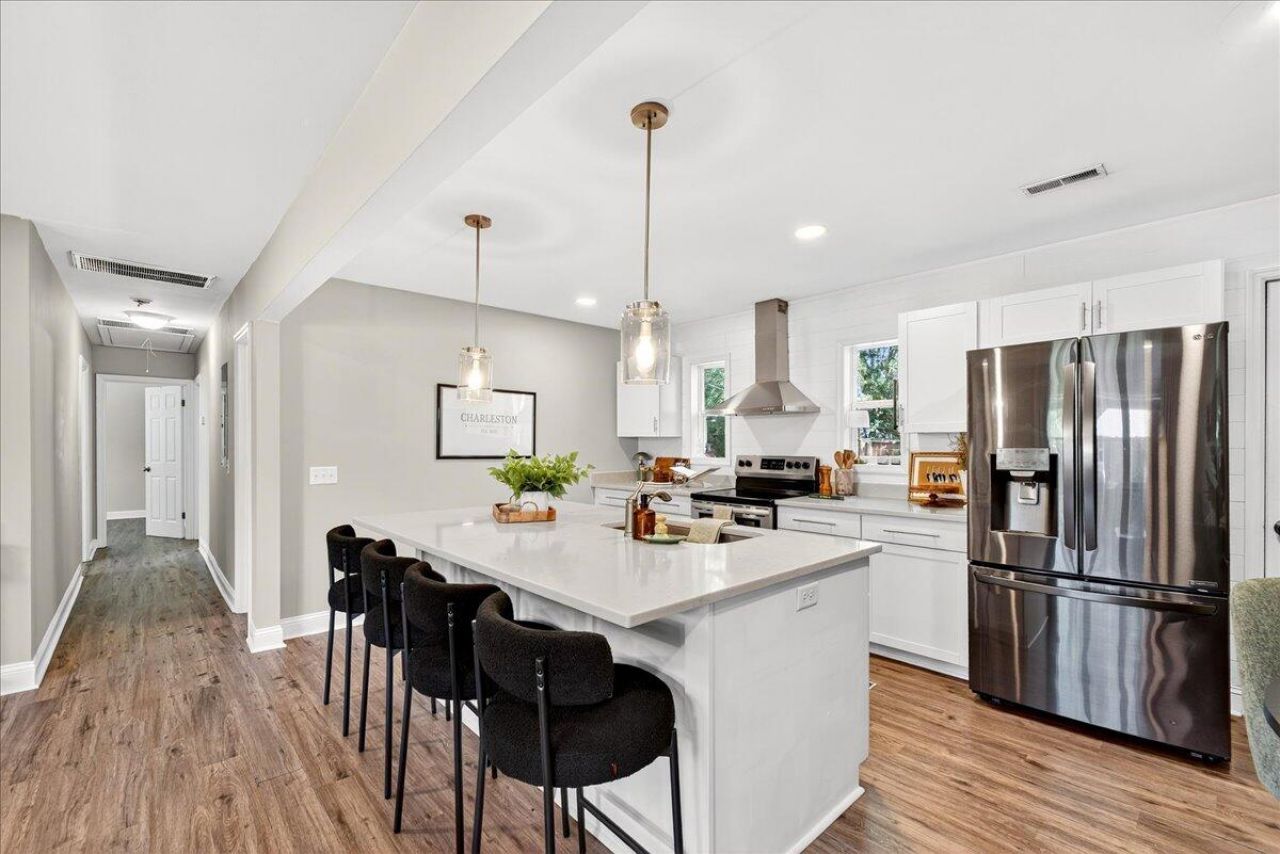 712 Longfellow Road Photo 12