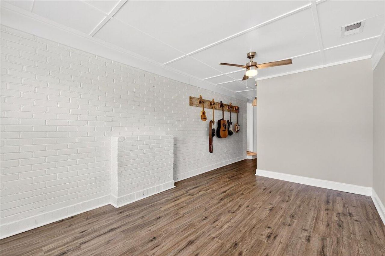 712 Longfellow Road Photo 21