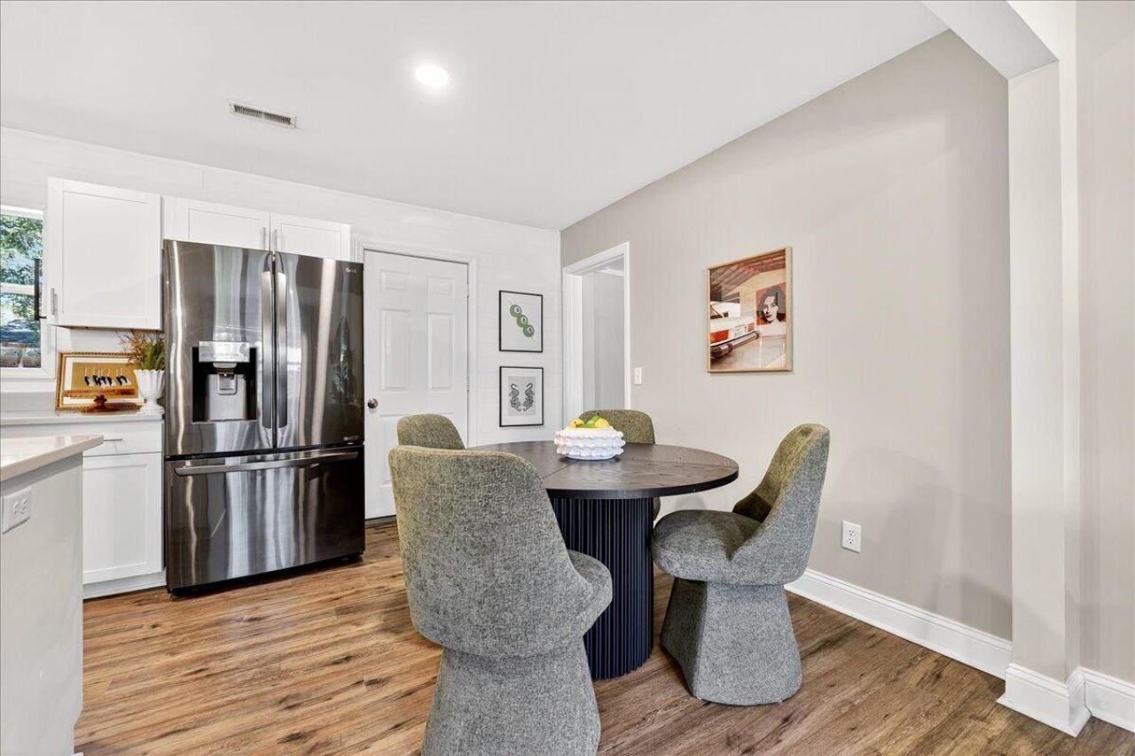 712 Longfellow Road Photo 4