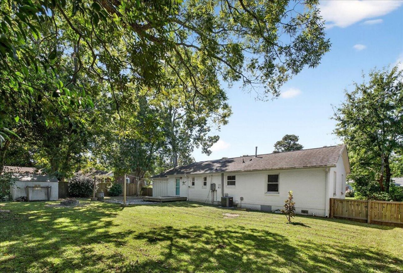 712 Longfellow Road Photo 9