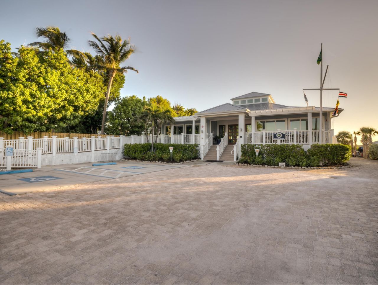 15160 Captiva Dr, Captiva, FL 33924 Photo