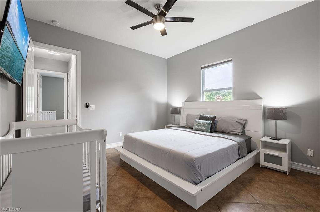 160 Logan Blvd S, Naples, FL 34119 Photo