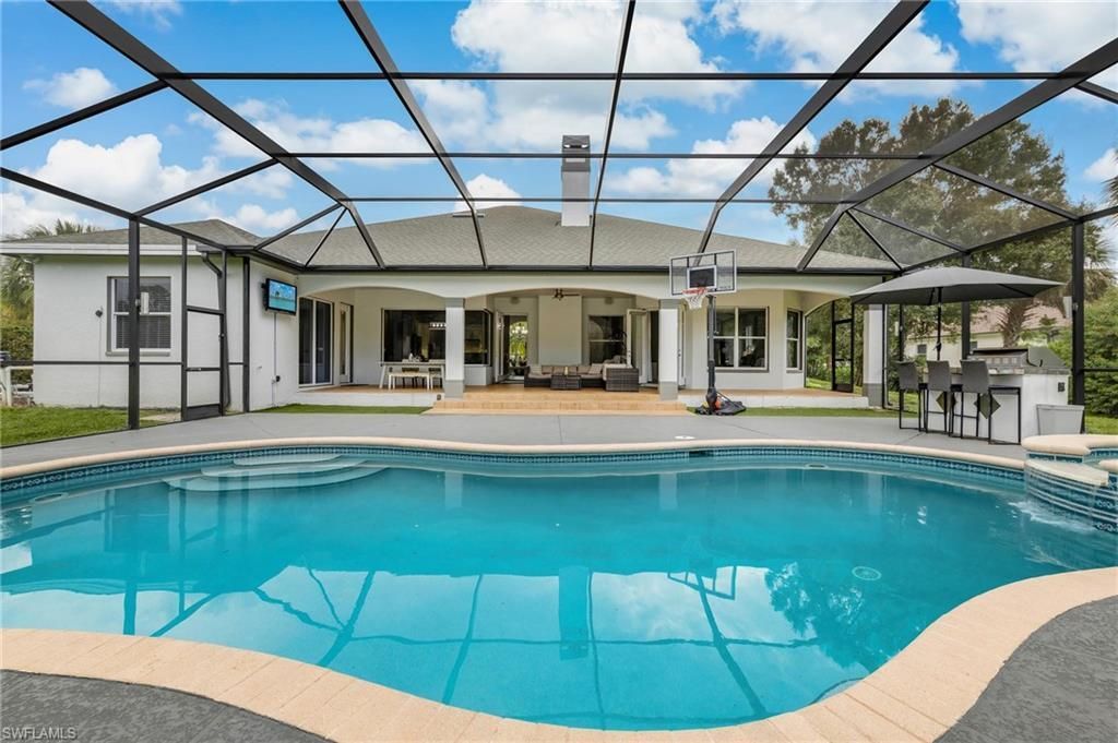 160 Logan Blvd S, Naples, FL 34119 Photo