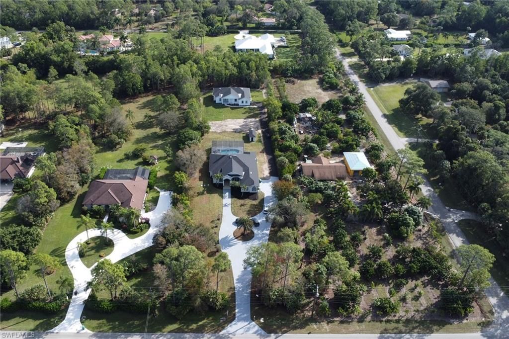 160 Logan Blvd S, Naples, FL 34119 Photo