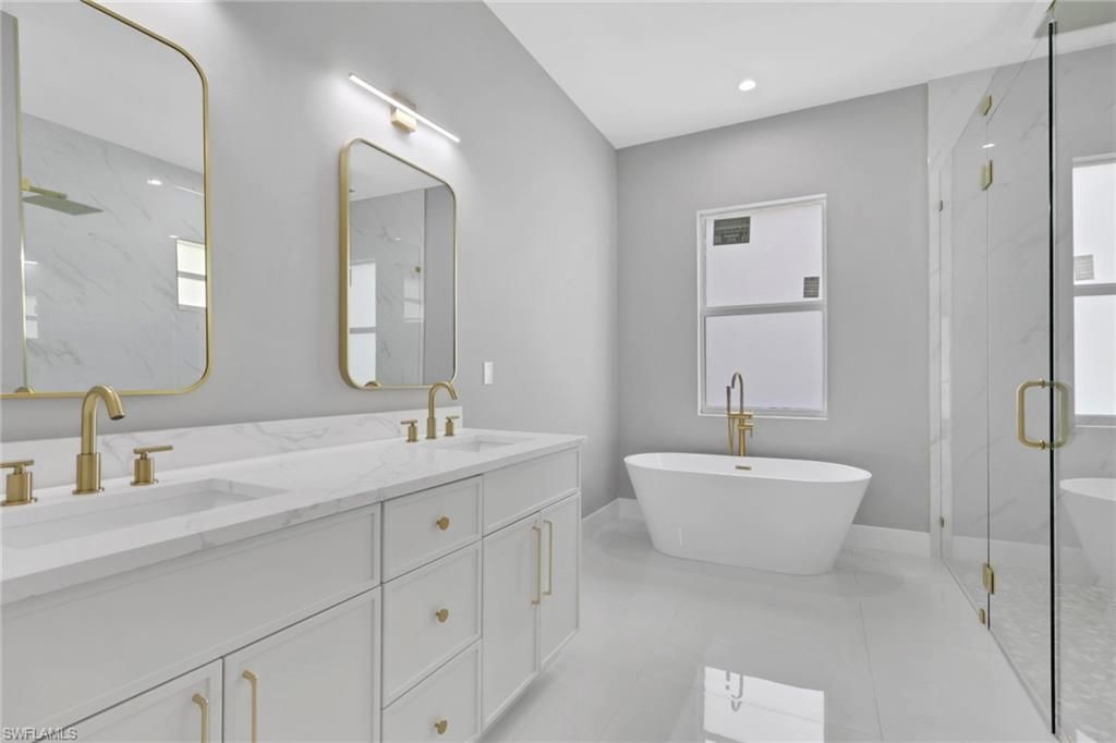 160 Logan Blvd S, Naples, FL 34119 Photo
