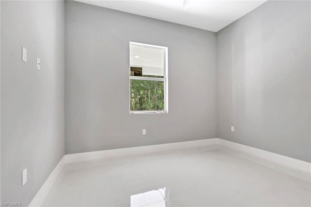 160 Logan Blvd S, Naples, FL 34119 Photo