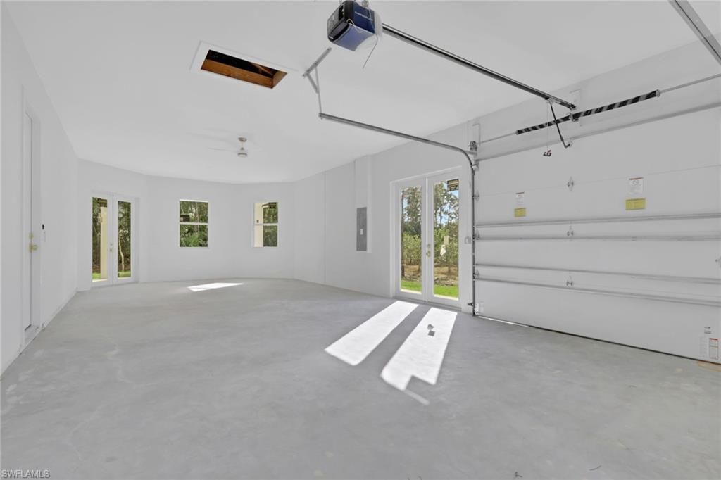 160 Logan Blvd S, Naples, FL 34119 Photo
