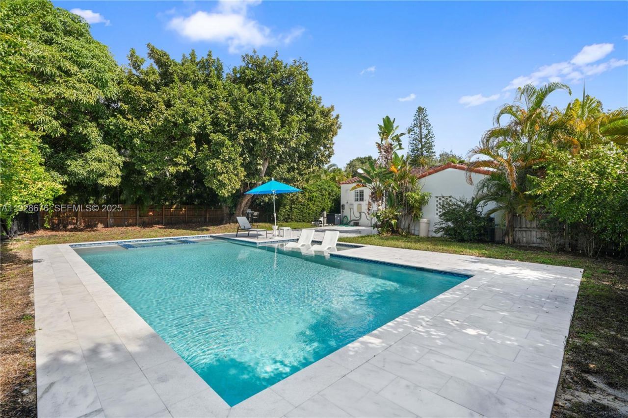 9500 N Miami Ave, Miami Shores, FL 33150 Photo