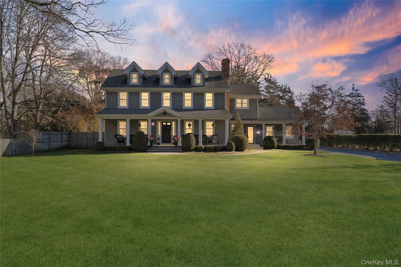 85 Fairview Avenue, Bayport, NY 11705 Main Photo