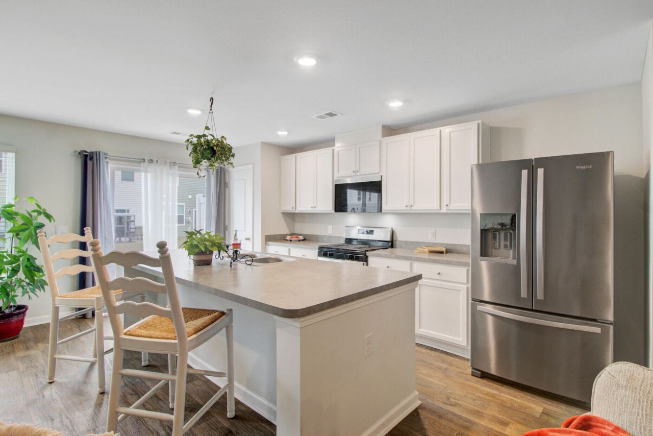 245 Blue Haw Drive Photo 8