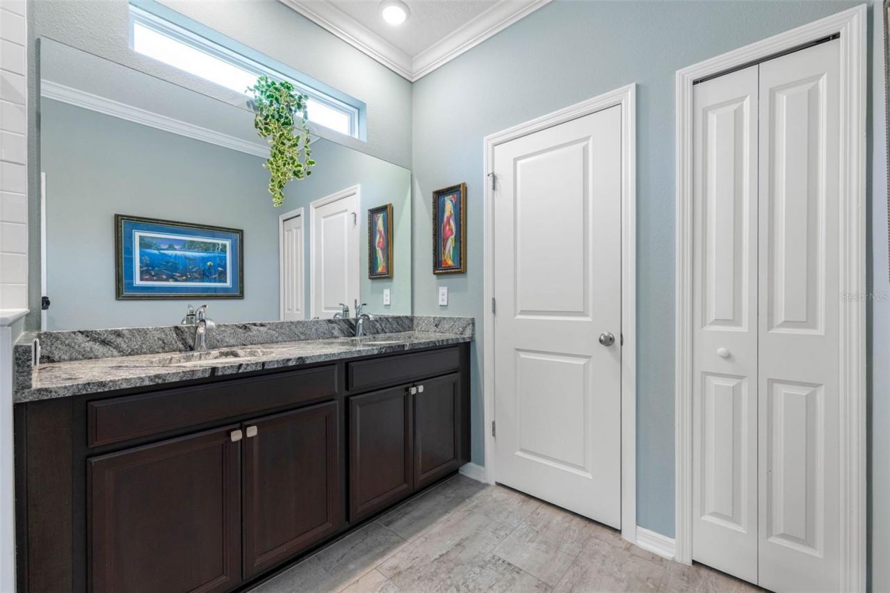 5513 Los Robles Court, Palmetto, FL 34221 Photo