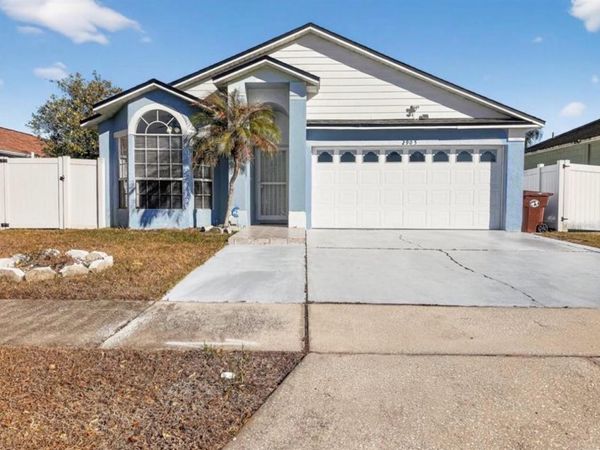 2905 COLLEEN CIRCLE, KISSIMMEE, FL 34744