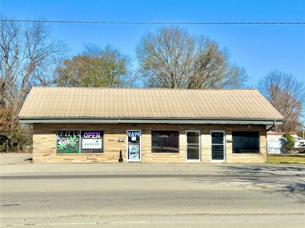 809 E Main, Stigler, OK 74462