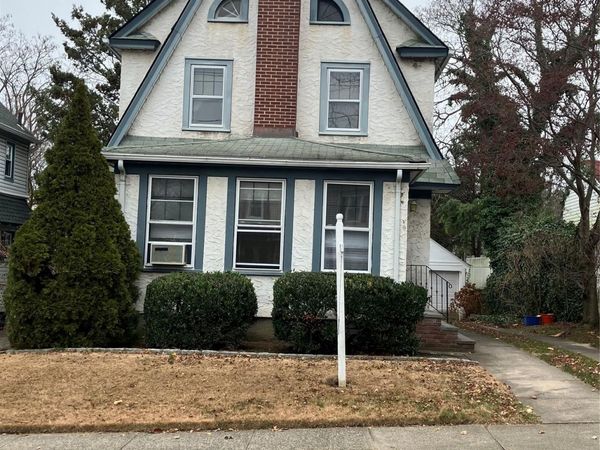 4627 Jayson Avenue, Great Neck, NY 11020