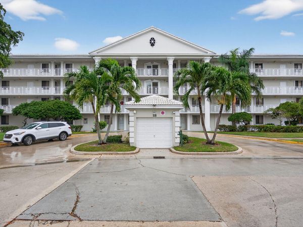 2441 Village Boulevard, Unit 405, West Palm Beach, FL 33409