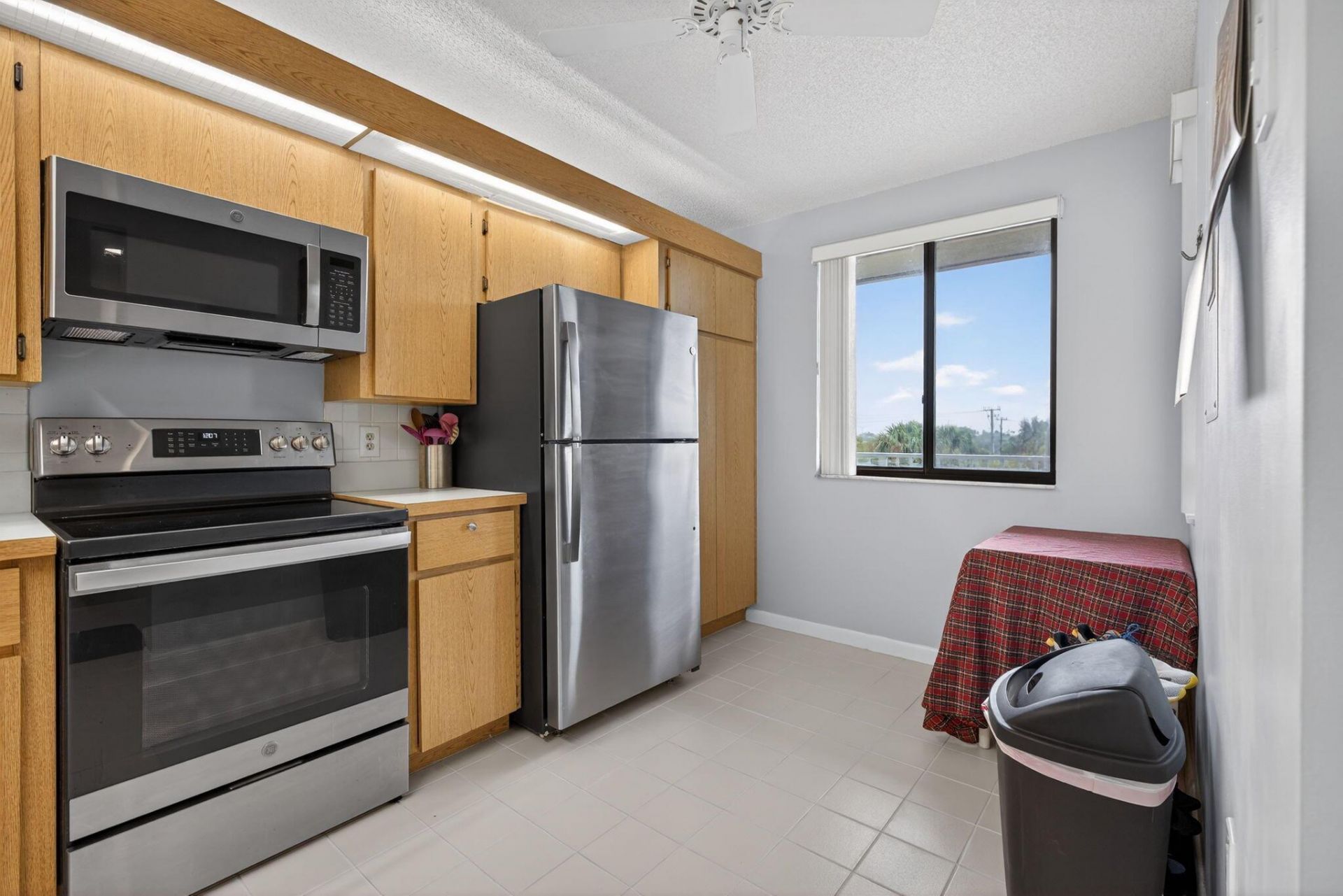2441 Village Boulevard, Unit 405, West Palm Beach, FL 33409 Photo