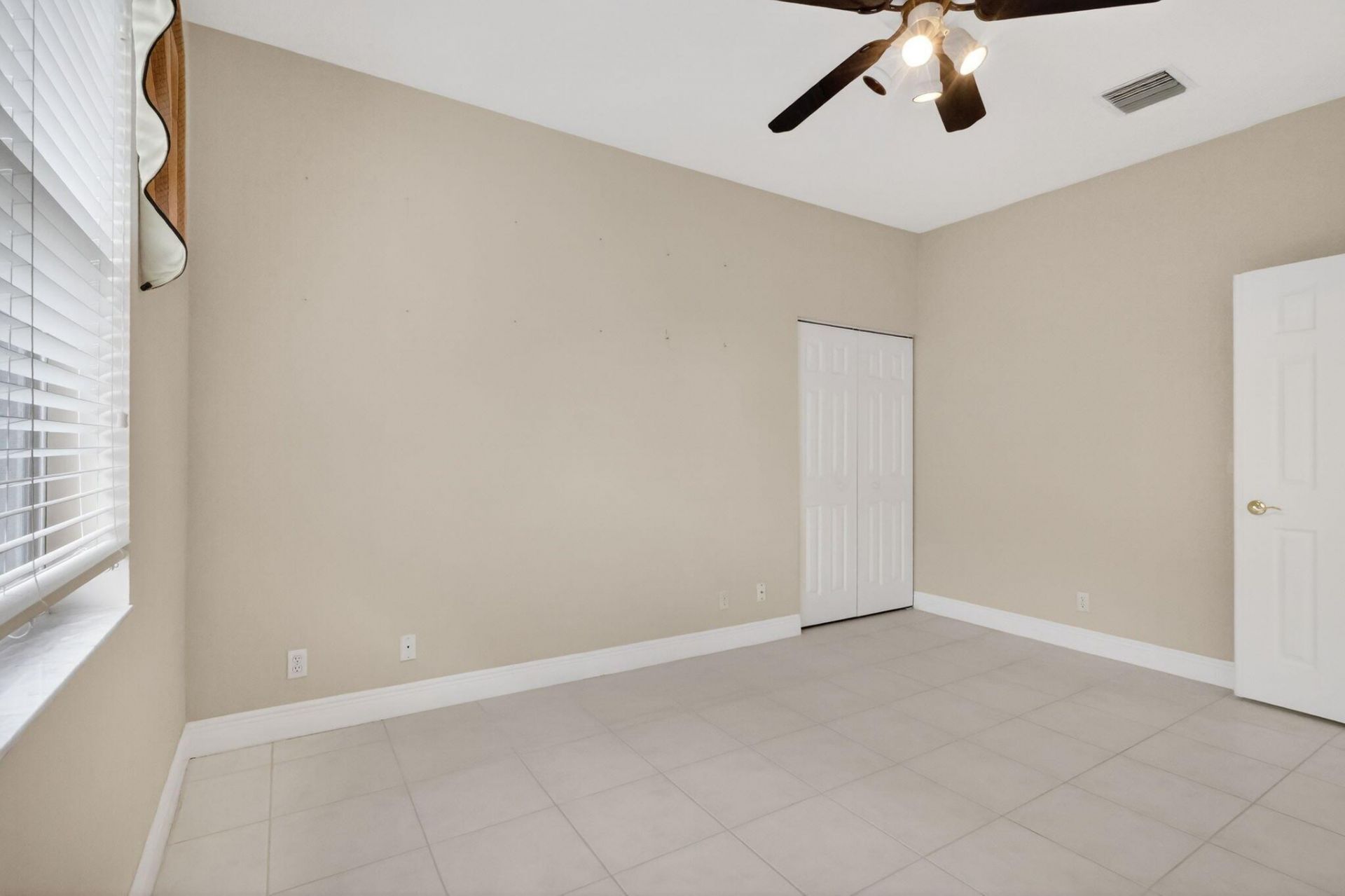 10564 Royal Caribbean Circle, Boynton Beach, FL 33437 Photo