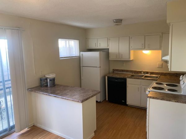 3438 SPOTTSWOOD AVE, Unit 3438, Memphis, TN 38111