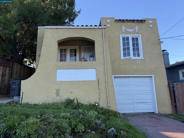 4475 4475 Redding St, Oakland, CA 94619