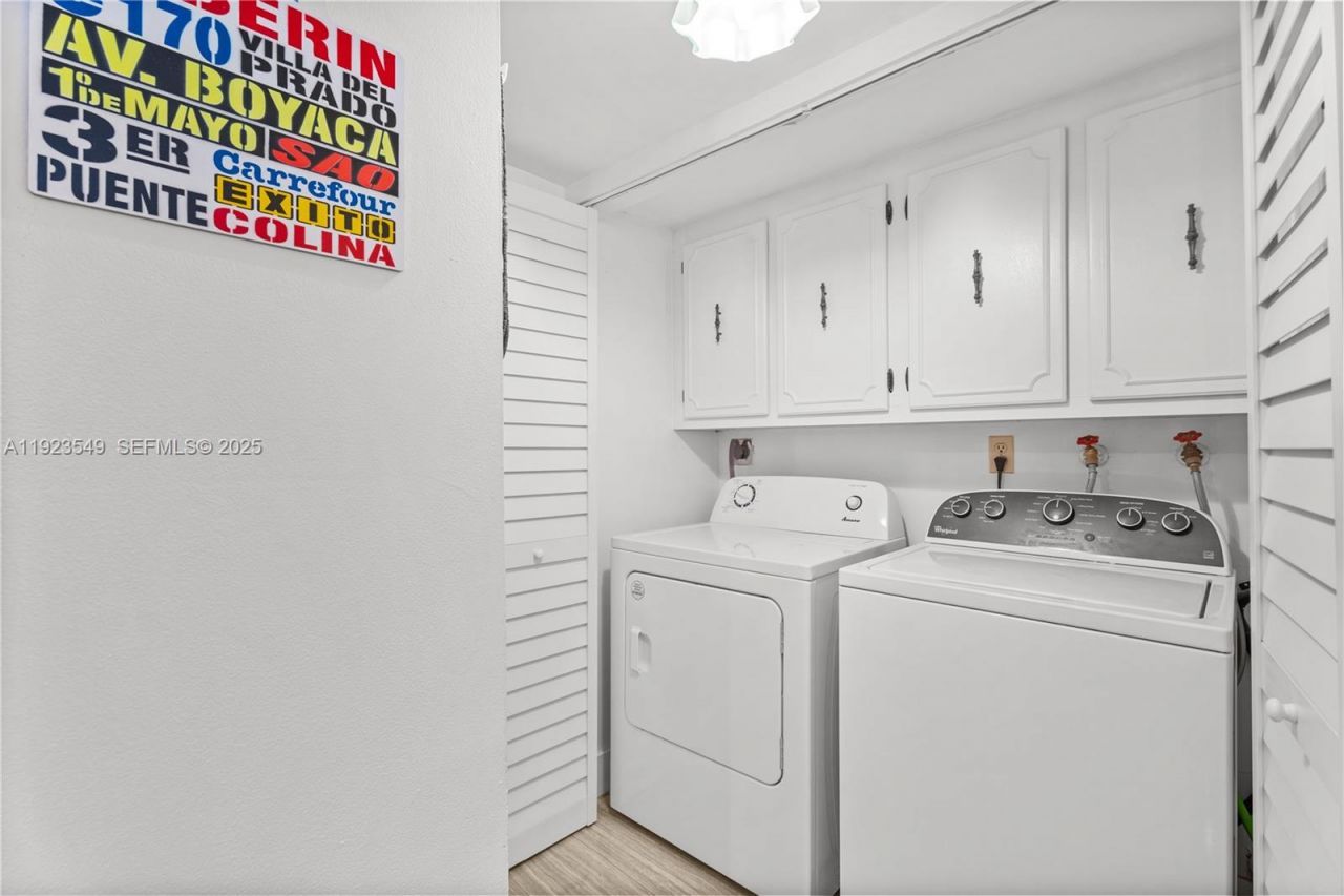 2528 N 38 Ave, Unit D-32, Hollywood, FL 33021 Photo