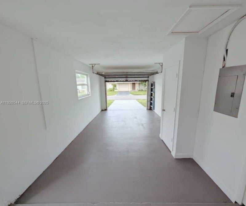 5709 NW 64th Way, Tamarac, FL 33321 Photo