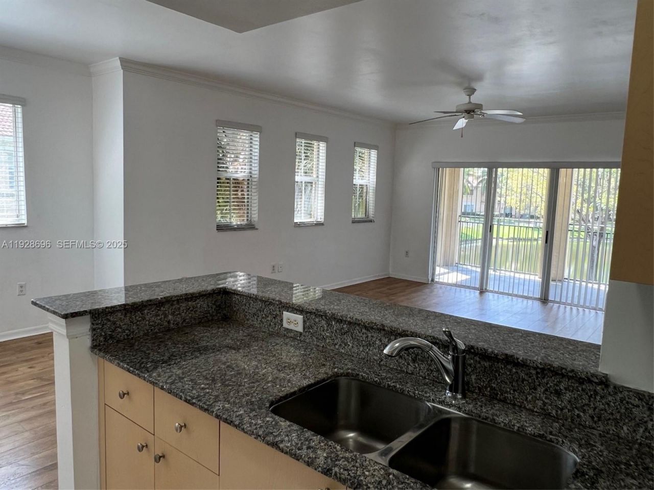 2406 Centergate Dr, Unit 201, Miramar, FL 33025 Photo