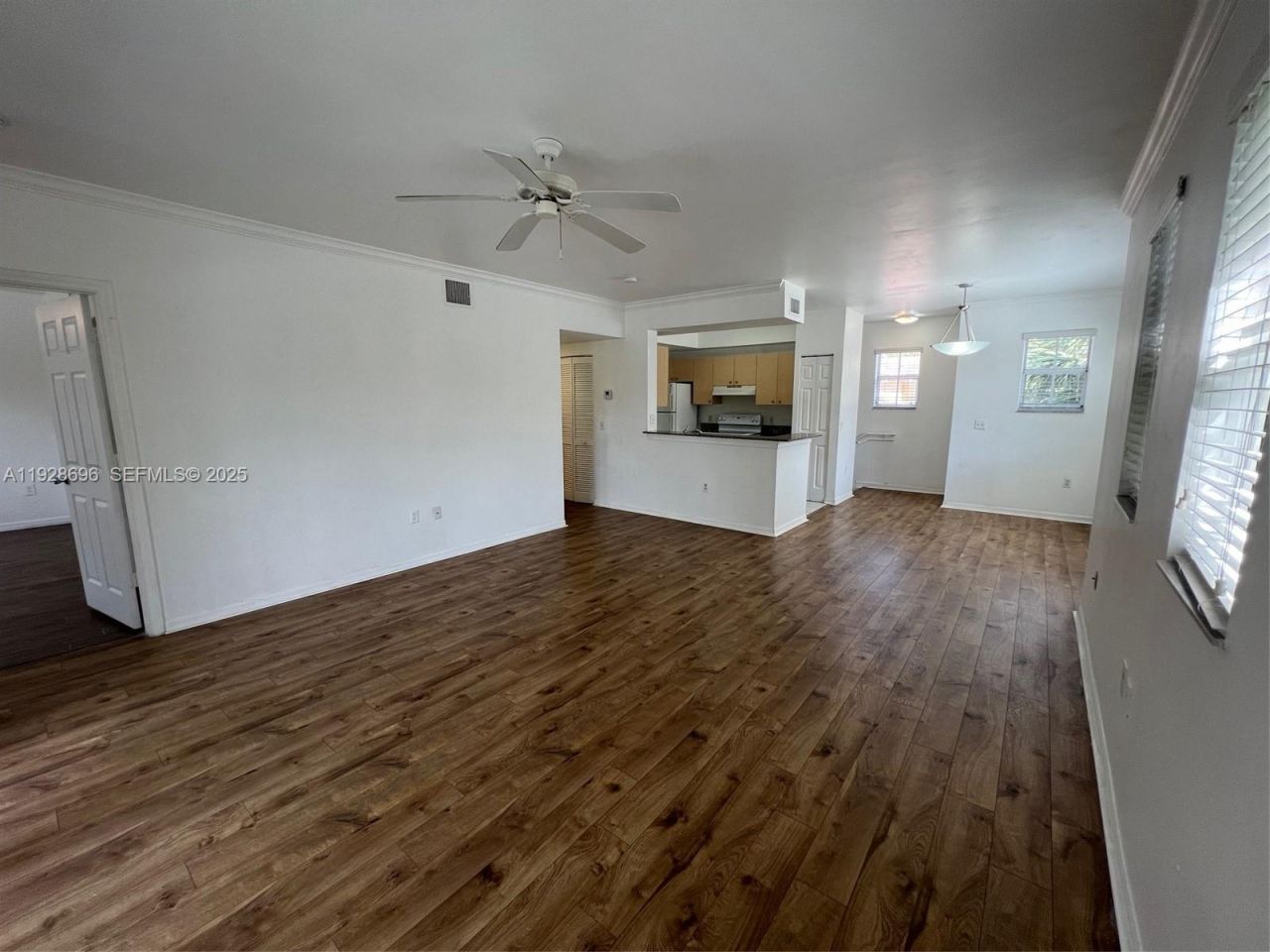 2406 Centergate Dr, Unit 201, Miramar, FL 33025 Photo