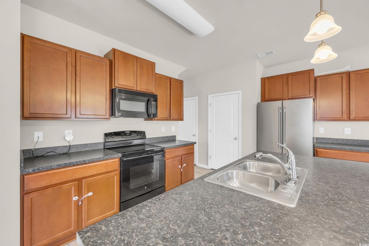 812 Hayes Point Circle Photo 14