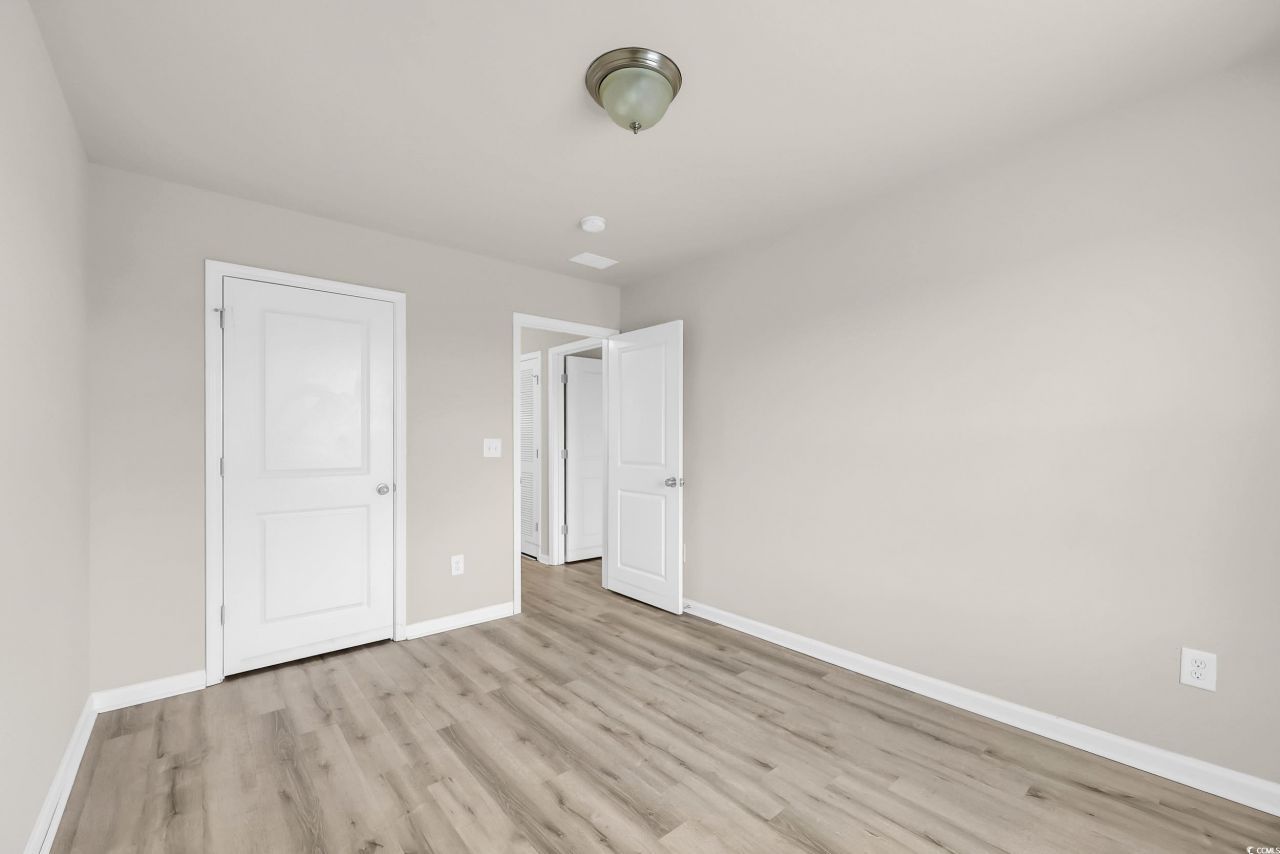 812 Hayes Point Circle Photo 20