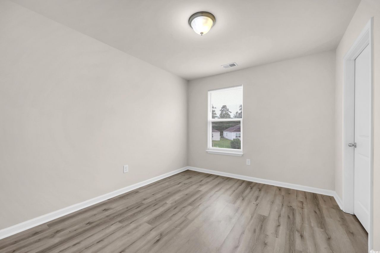 812 Hayes Point Circle Photo 24