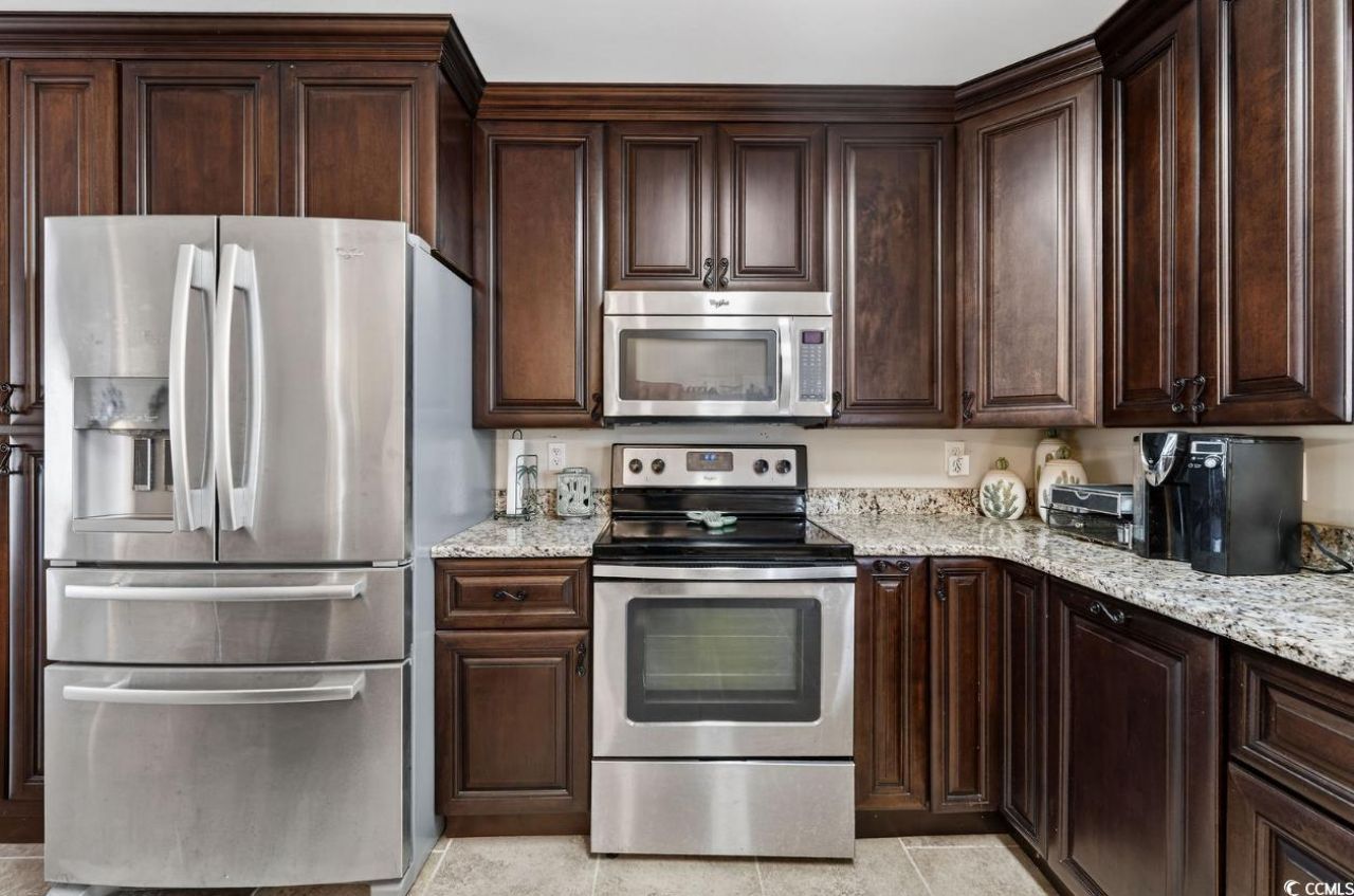 1320 Waterway Dr. Photo 14